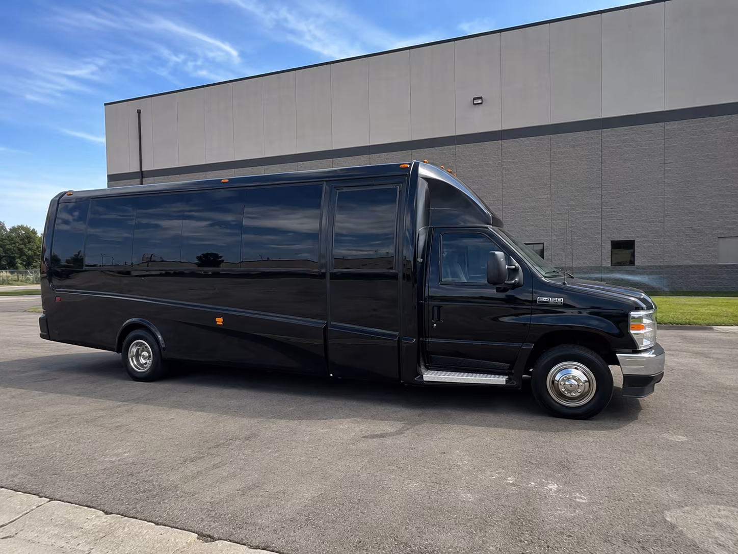 find transportation for your next prom 3