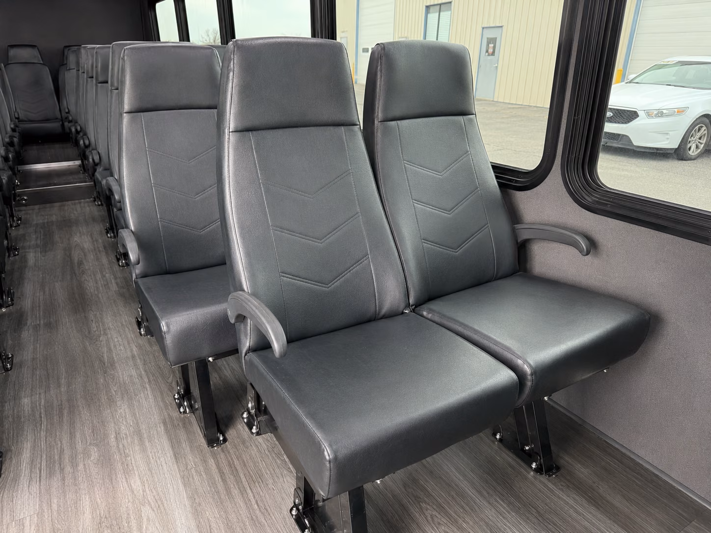 rialto 20 passenger minibus interior
