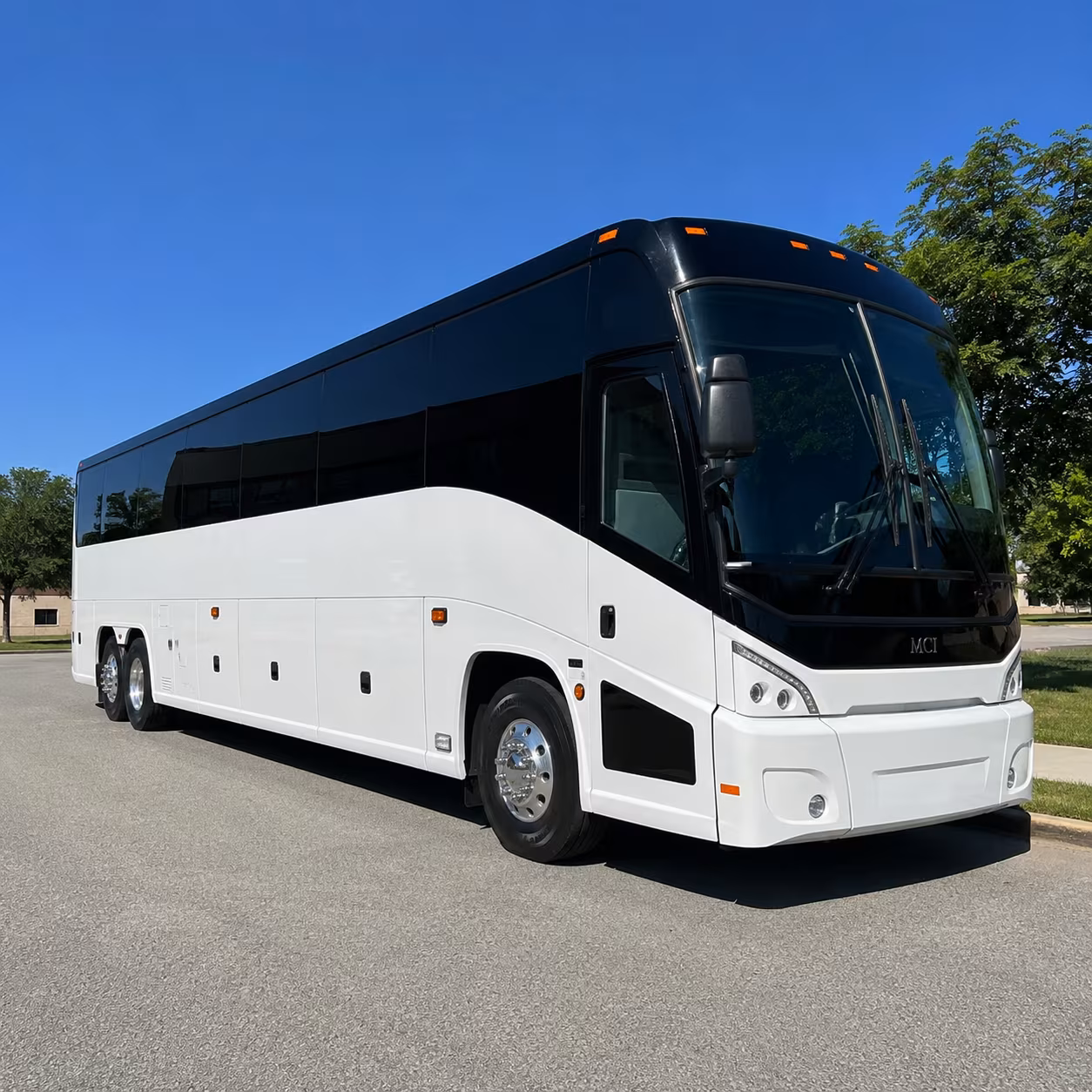 rialto 40 passenger charter bus